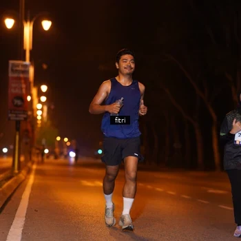 Runner Photo 8209962