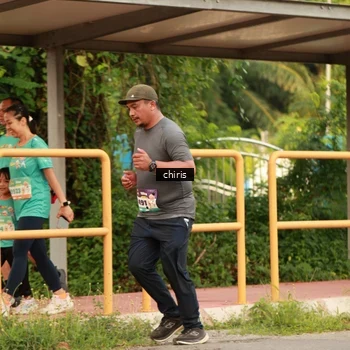 Runner Photo 8209965