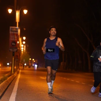 Runner Photo 8209974