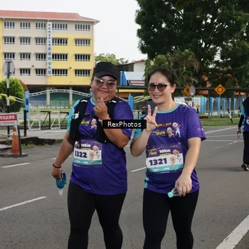 Runner Photo 8209984