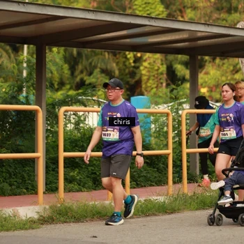 Runner Photo 8210002