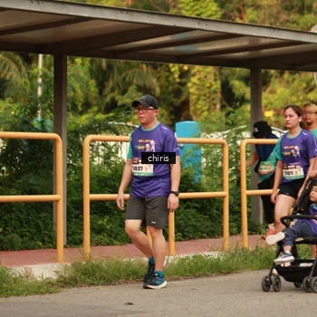 Runner Photo 8210009