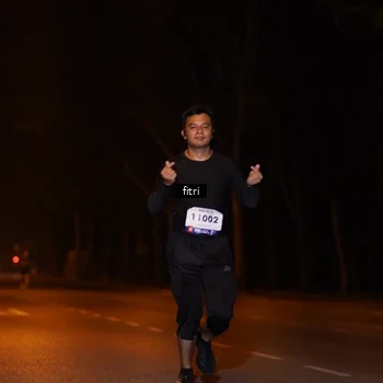 Runner Photo 8210015