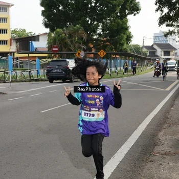Runner Photo 8210035