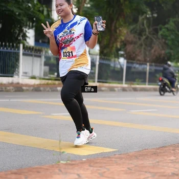 Runner Photo 8210036