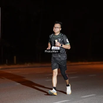 Runner Photo 8210038