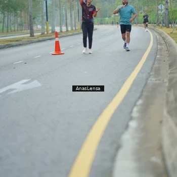 Runner Photo 8210052