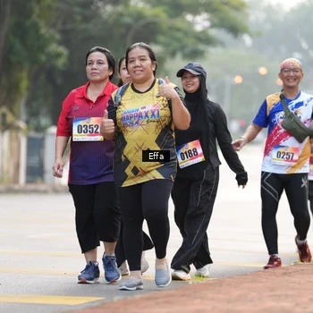 Runner Photo 8210054