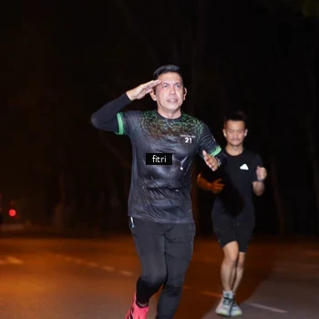 Runner Photo 8210059