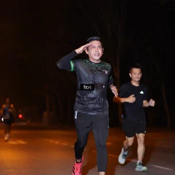 Runner Photo 8210063