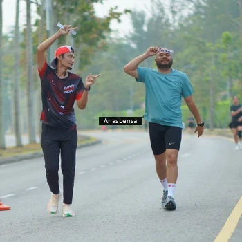 Runner Photo 8210064