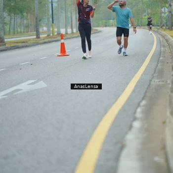 Runner Photo 8210070