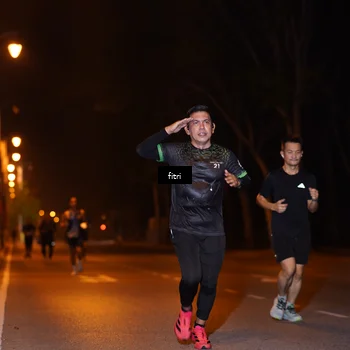 Runner Photo 8210073
