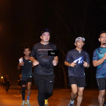 Runner Photo 8210098