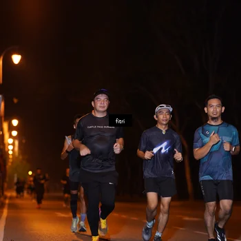 Runner Photo 8210105