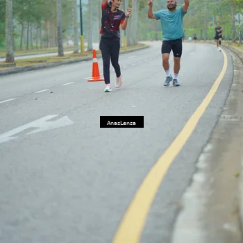 Runner Photo 8210113