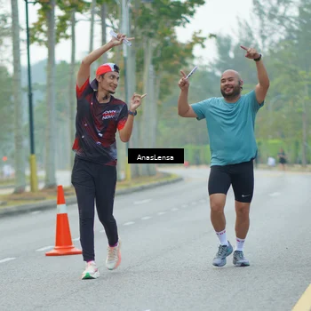 Runner Photo 8210119