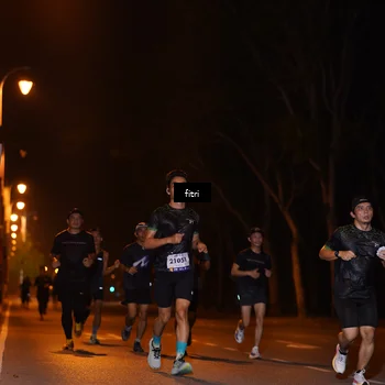 Runner Photo 8210124