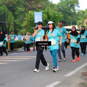 Runner Photo 8210198