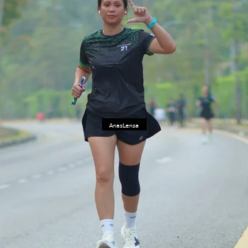 Runner Photo 8210200