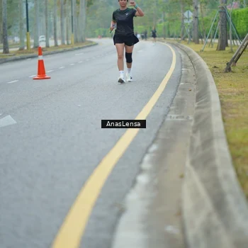 Runner Photo 8210203