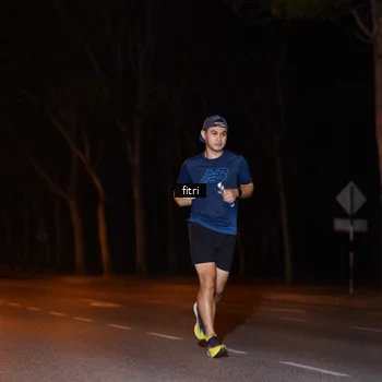 Runner Photo 8210213