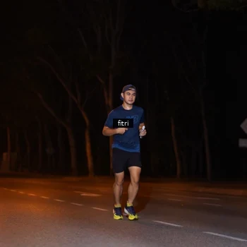 Runner Photo 8210220