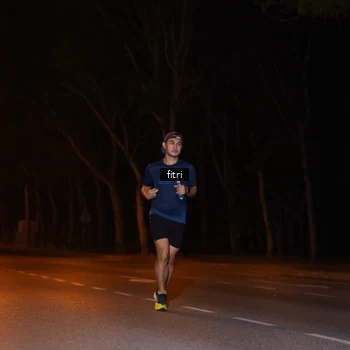 Runner Photo 8210222