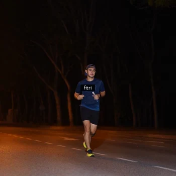 Runner Photo 8210231