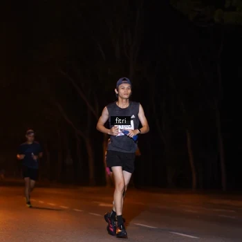 Runner Photo 8210256
