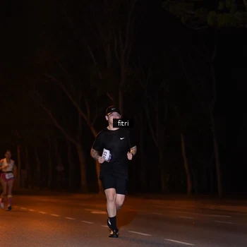 Runner Photo 8210280