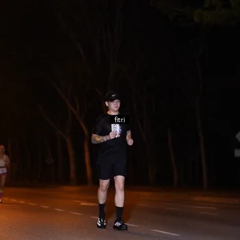 Runner Photo 8210281