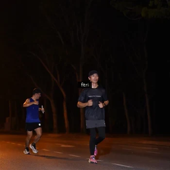 Runner Photo 8210287