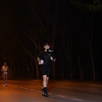 Runner Photo 8210298