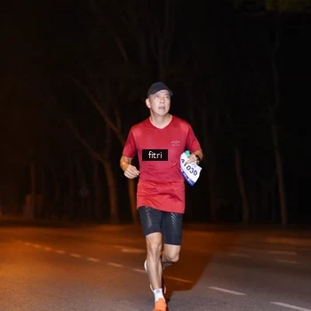 Runner Photo 8210304