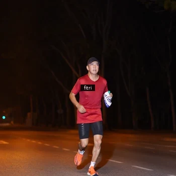 Runner Photo 8210308