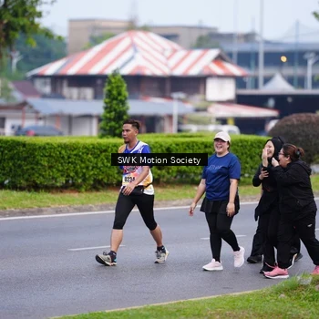 Runner Photo 8210313