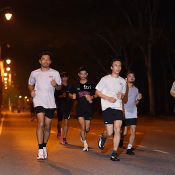 Runner Photo 8210351