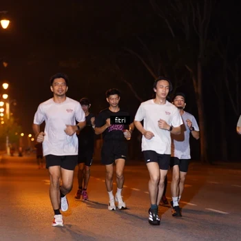 Runner Photo 8210354