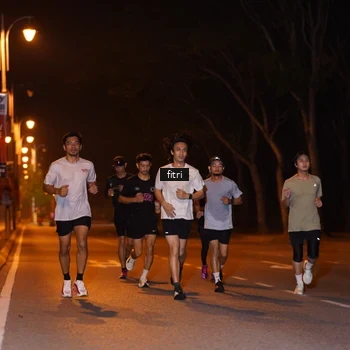 Runner Photo 8210355