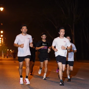 Runner Photo 8210356