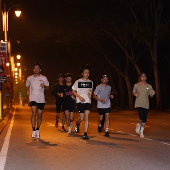 Runner Photo 8210372