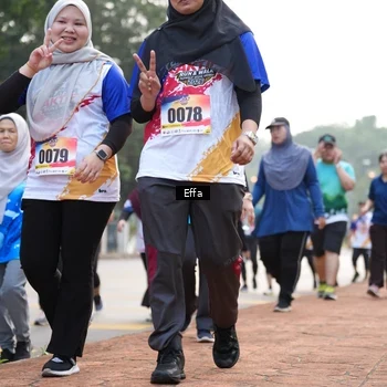 Runner Photo 8210384