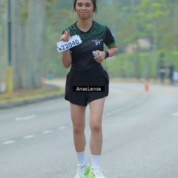 Runner Photo 8210400