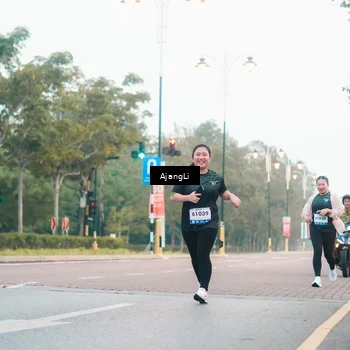 Runner Photo 8210431