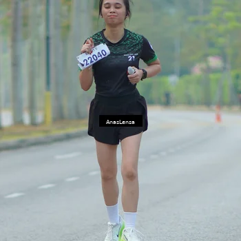Runner Photo 8210466