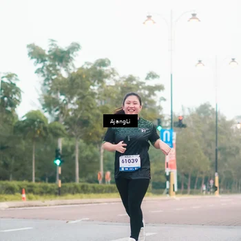 Runner Photo 8210478