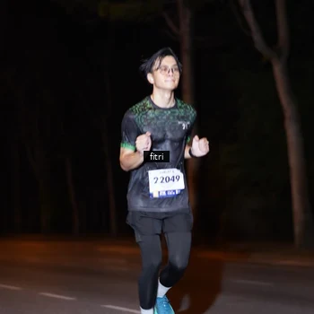Runner Photo 8210516