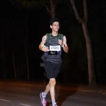 Runner Photo 8210555