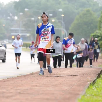 Runner Photo 8210602